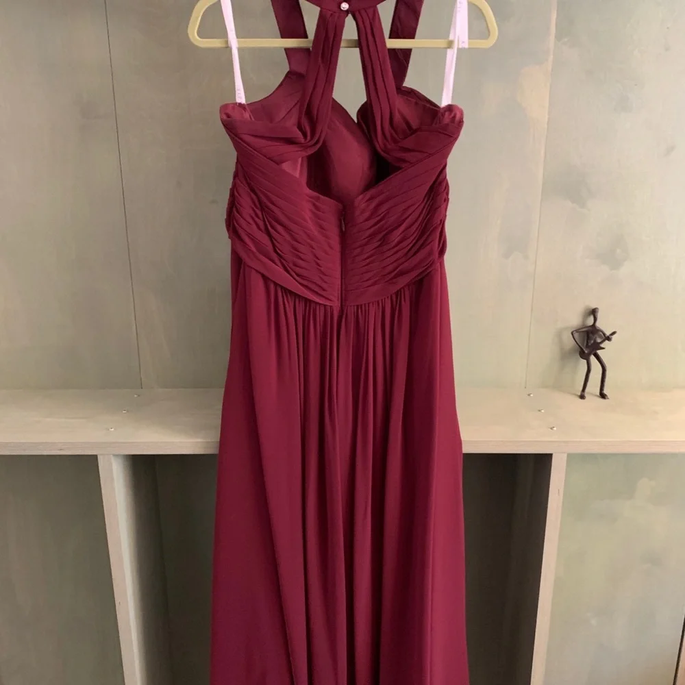 Formal dresses - Picture 5 of 5